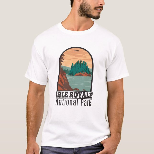 Isle Royale National Park Michigan Vintage  T-Shirt (Front)