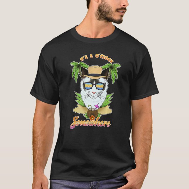 It Is 5 O´Clock Somewhere Drinking Ragdoll Cat T-Shirt (Front)