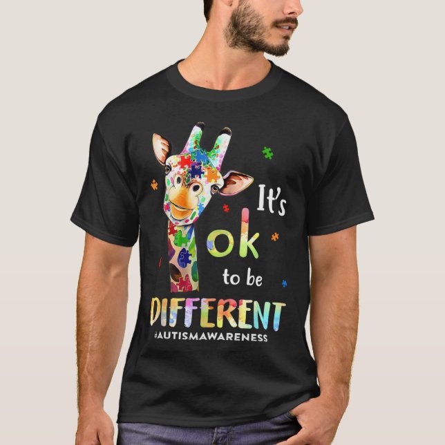 It s Ok To Be Different Giraffe Puzzle Autism Awar T-Shirt (Front)