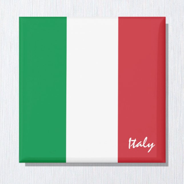 Italian flag & Italy holiday, travel /sports fans Magnet (Creator Uploaded)