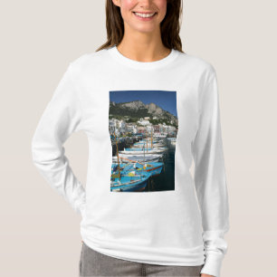 ITALY, Campania, (Bay of Naples), CAPRI: Marina T-Shirt