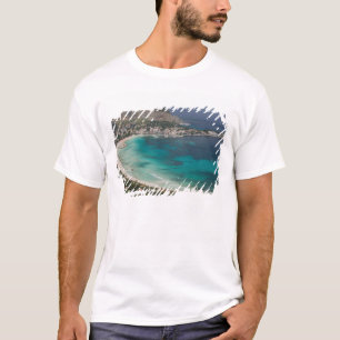 Italy, Sicily, Mondello, View of the beach from T-Shirt