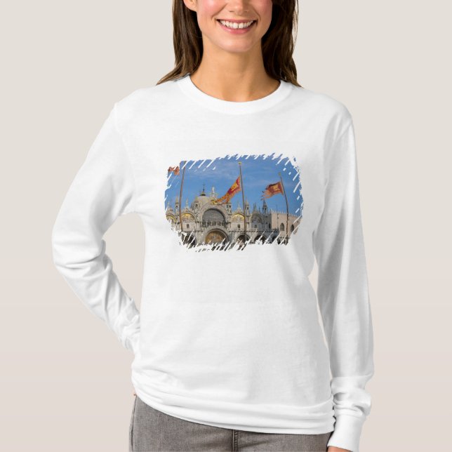 Italy, Venice, St. Mark's Basilica in St. Mark's T-Shirt (Front)