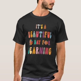 It's Beautiful Day For Learning Retro Teacher Stud T-Shirt