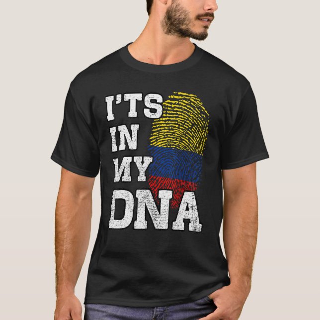 It's In My DNA Colombian Fingerprint Proud Colombi T-Shirt (Front)