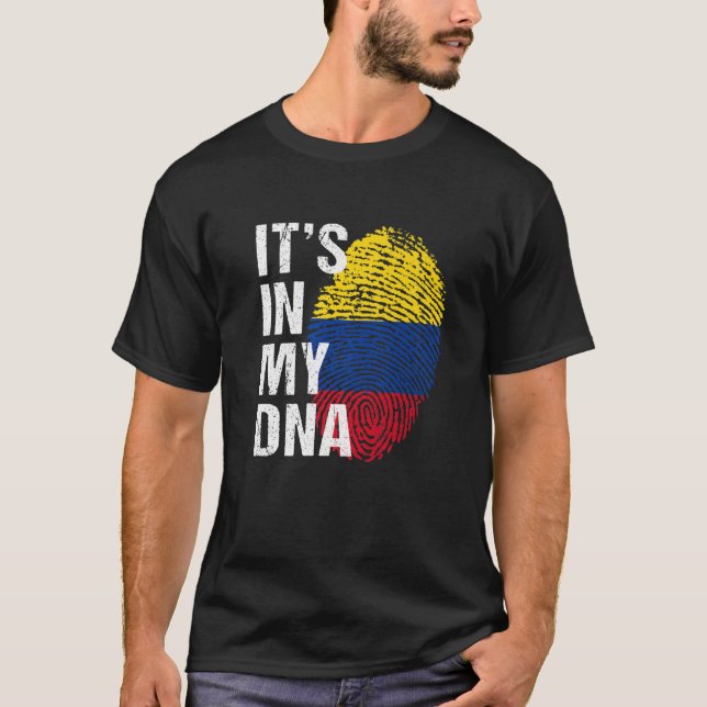 It's in My DNA colombian Pride  colombia Flag men  T-Shirt (Front)