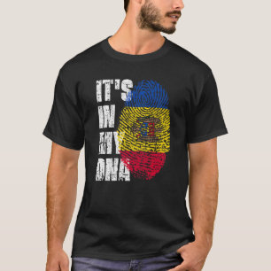 It's In My Dna Moldova Flag Moldovan T-Shirt
