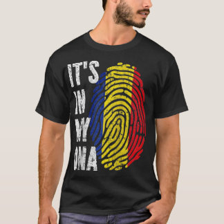 ITS IN MY DNA Romania Flag Romanian Raglan Basebal T-Shirt