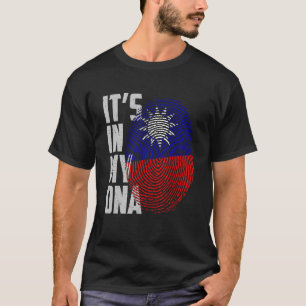 It's In My DNA Taiwan Taiwanese Flag Taiwan Finger T-Shirt