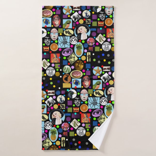 It's Mad, Mad, Mad World Bath Towel (Bath Towel)