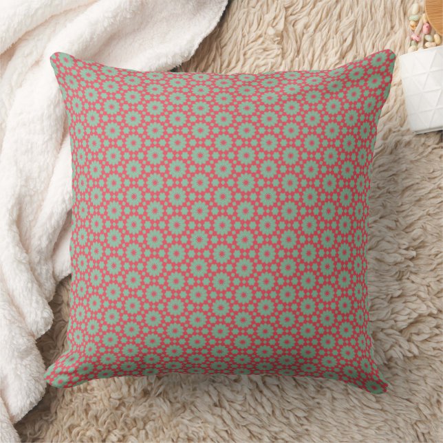 Itsy Bitsy Flower Throw Pillow (Blanket)