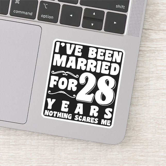 I've Been Married For 28 Years Wedding Party Funny (Detail)