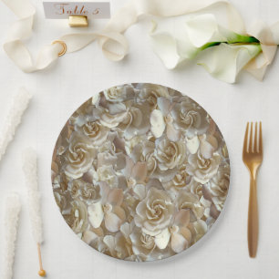Ivory Rose Pattern – Elegant Floral Art Paper Plate