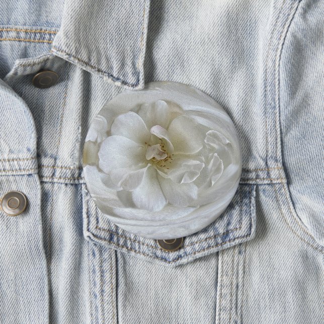 Ivory white 10 cm round badge (In Situ)