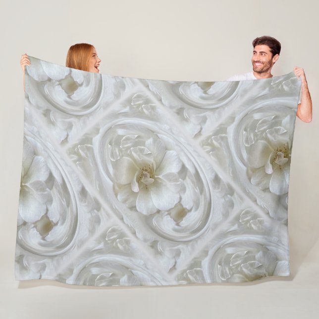 Ivory white fleece blanket (In Situ)