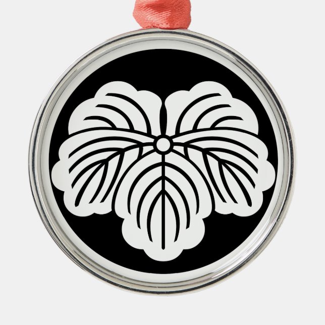 Ivy leaf in rice cake metal tree decoration (Front)