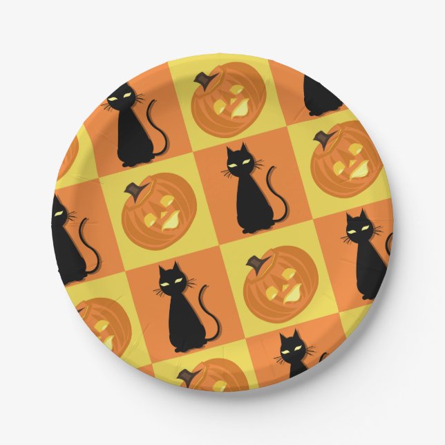 Jack-o’-lantern and cat paper plates. plate (Front)