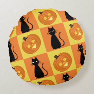 Jack-o’-lantern throw pillow