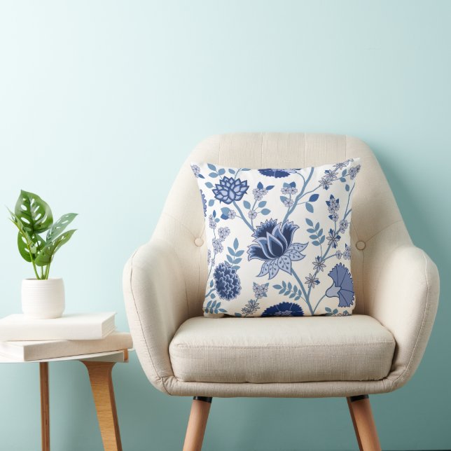Jacobean Floral Lg Pattern Blue on White Cushion (Chair)