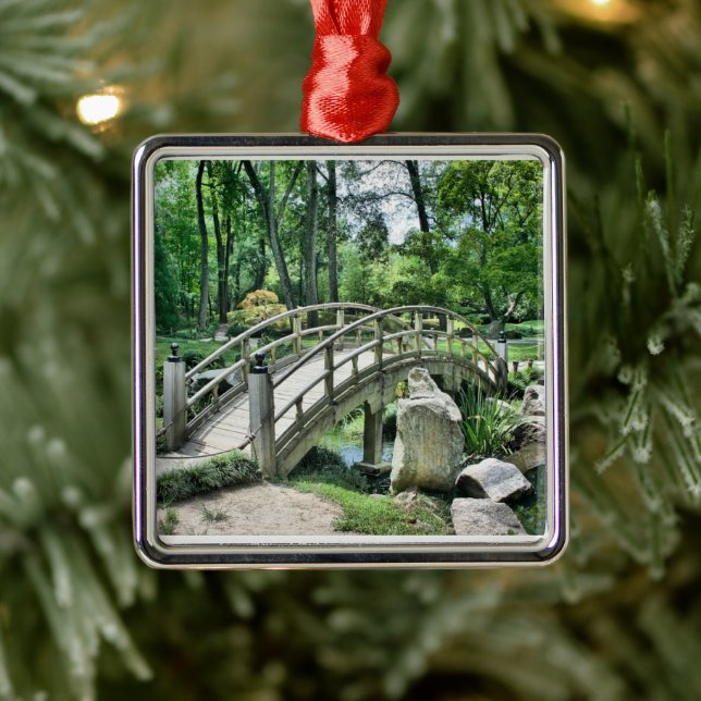 Japanese arch bridge metal tree decoration (Tree)