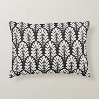 Japanese Elegance: Ornamental Vintage Pattern Decorative Cushion