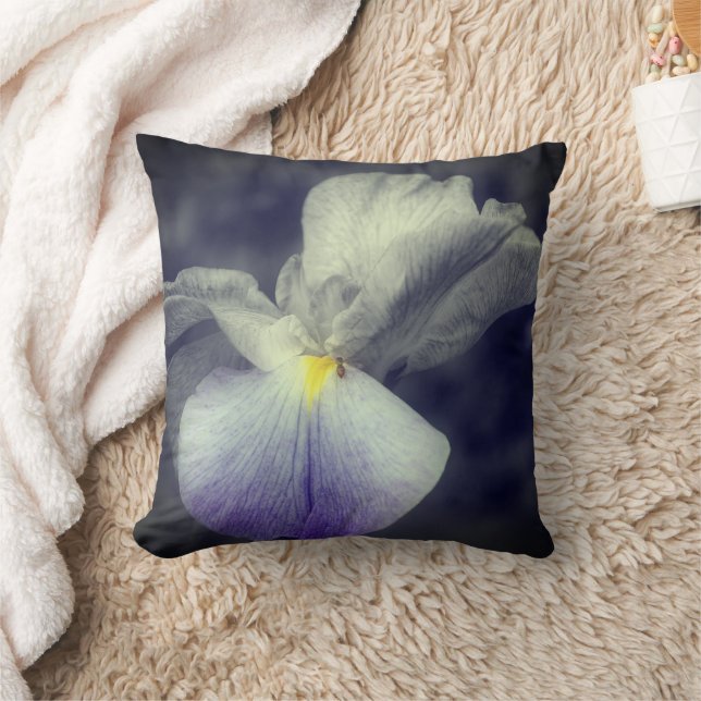 Japanese Iris Flower Cushion (Blanket)