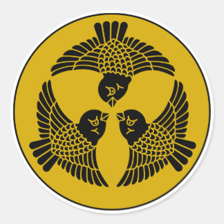Japanese Sparrow Crest Classic Round Sticker