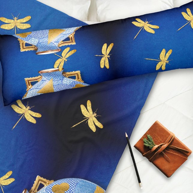 Japanese-Style Blue And Gold  Fleece Blanket (Creator Uploaded)