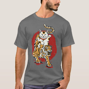 Japanese Tiger Maneki Neko Lucky Cat Japanese Trad T-Shirt