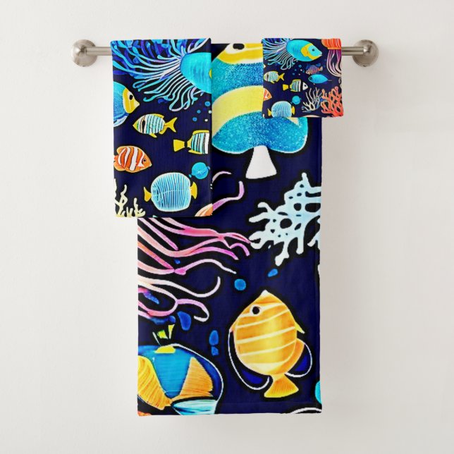 Jellyfish & Fish: Deep Sea Delight Bath Towel Set (Insitu)