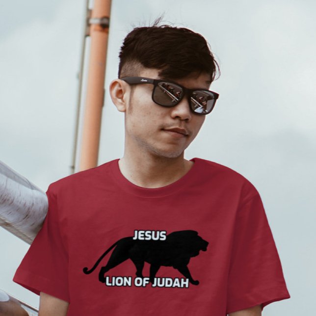 JESUS LION OF JUDAH CHRISTIAN T-SHIRTS RED (Creator Uploaded)