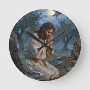 Jesus Praying Round Clock