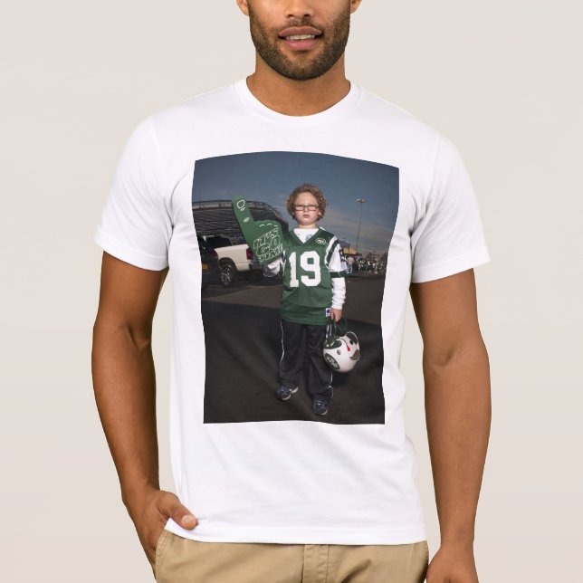 Jets vs Patriots Tail Gate Party T-Shirt (Front)