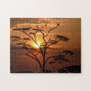 Jigsaw puzzle of Silhouette of Vultures in Tree