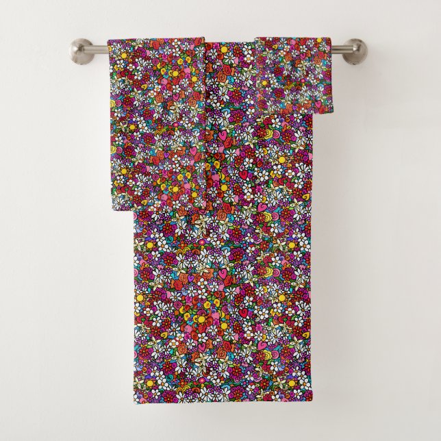Joyful Garden Groovy Bath Towel Set (Insitu)