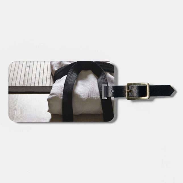 Judo Gi on Tatami mat Luggage Tag (Front Horizontal)