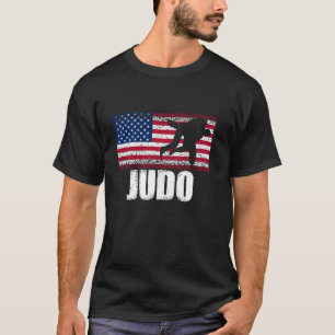 Judo Sports Retro American Flag USA America Martia T-Shirt