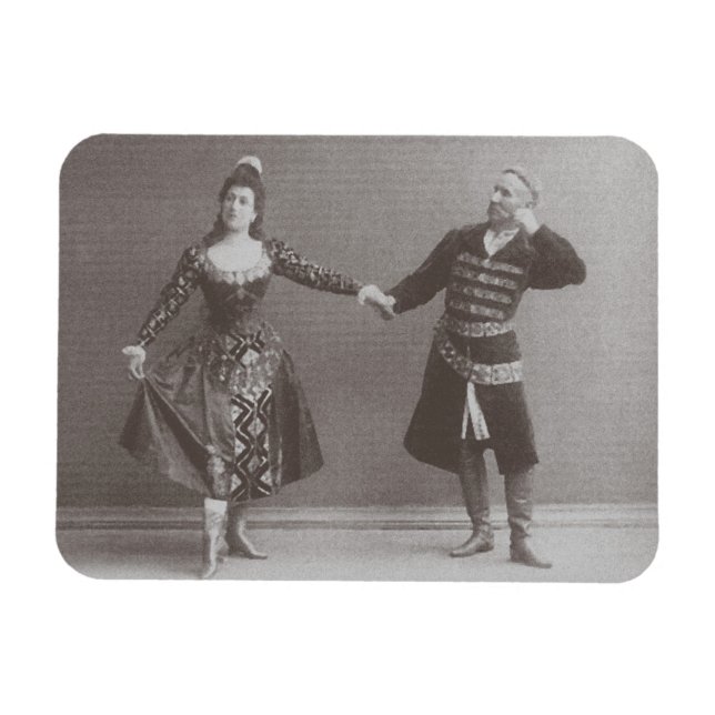 Julia and Felix Kschessinsky in the mazu Magnet (Horizontal)