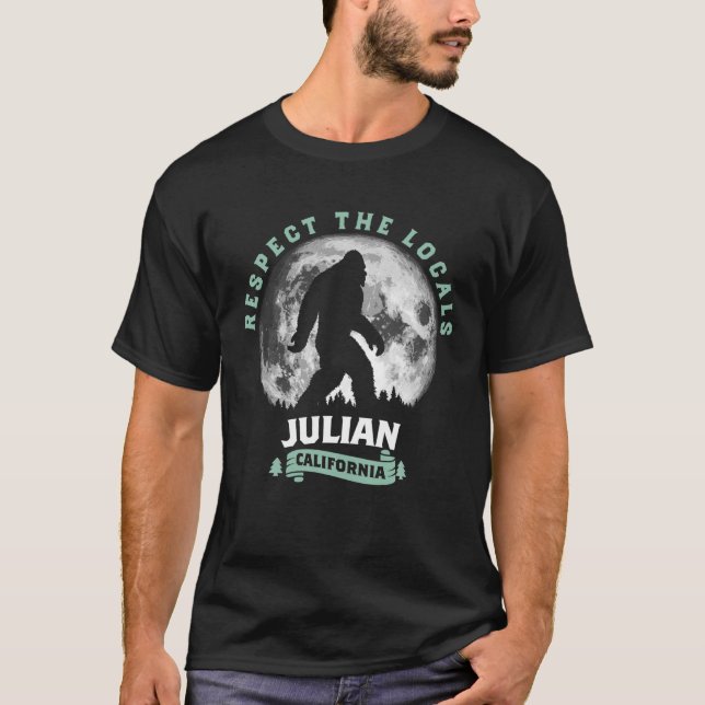 Julian California Bigfoot Night Walk Retro T Shirt (Front)