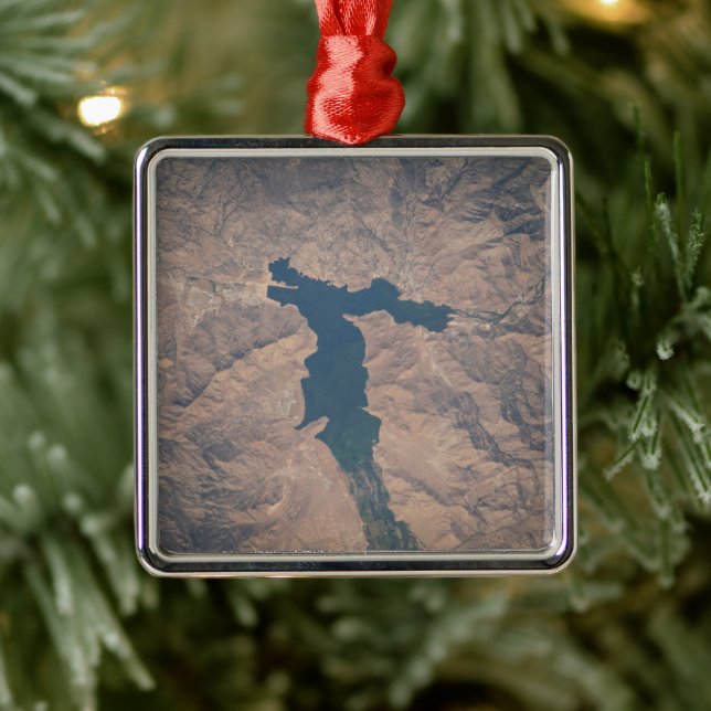 July 4, 2019 - Lake Isabella In California. Metal Tree Decoration (Tree)