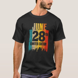 June 28 June 28th Day Month 6 Retro Vintage T-Shirt