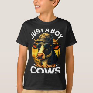 Just A Boy Who Loves Cows Farmer Kids Cow Toddler T-Shirt
