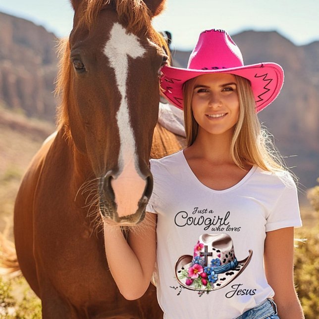 Just a cowgirl who loves jesus T-Shirt (Creator Uploaded)
