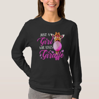 Just A Girl Who Loves Giraffe T-Shirt