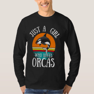 Just A Girl Who Loves Orcas Retro Sunset Long Slee T-Shirt