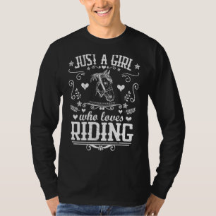 Just A Girl Who Loves Riding  Horse Equestrian Vin T-Shirt