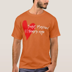 Just Married 31 Years Ago Wife Hus Anniversary Gif T-Shirt