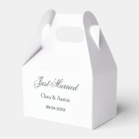 Just Married add couple name date year wedding sim