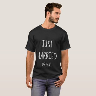 Just Married Black and White Customise T-Shirt