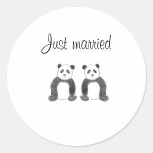 Just married panda  classic round sticker